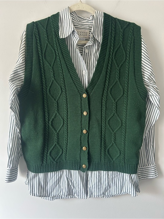 Laura Gayle Tops - VTG Laura Gayle cotton button front shirt and matching sweater vest set L